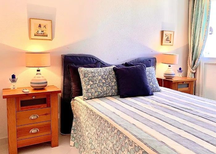 Gil Eanes Ocean View Nautical Apartment