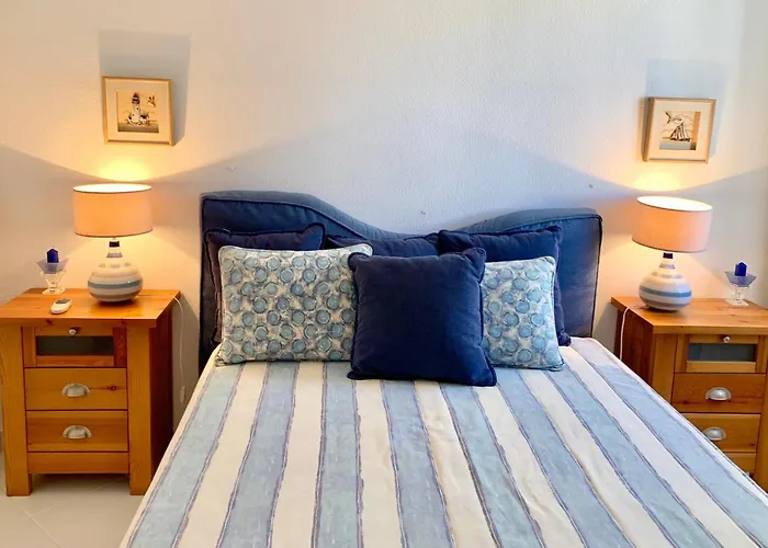 Gil Eanes Ocean View Nautical Apartment